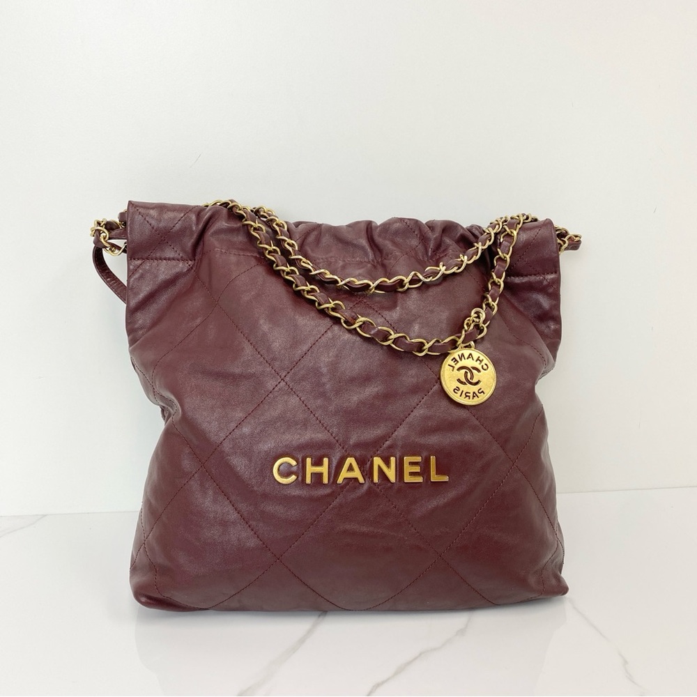 Chanel 22 Bag Medium